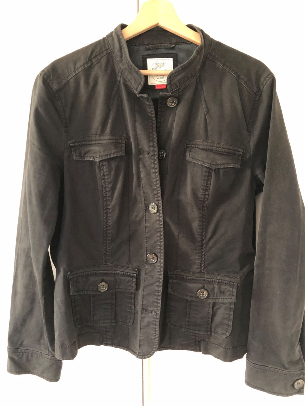 Esprit Giacche: Esprit Damenjacke schwarz Grösse XXL – Usato da Buchs SG venduto da Vrenilein