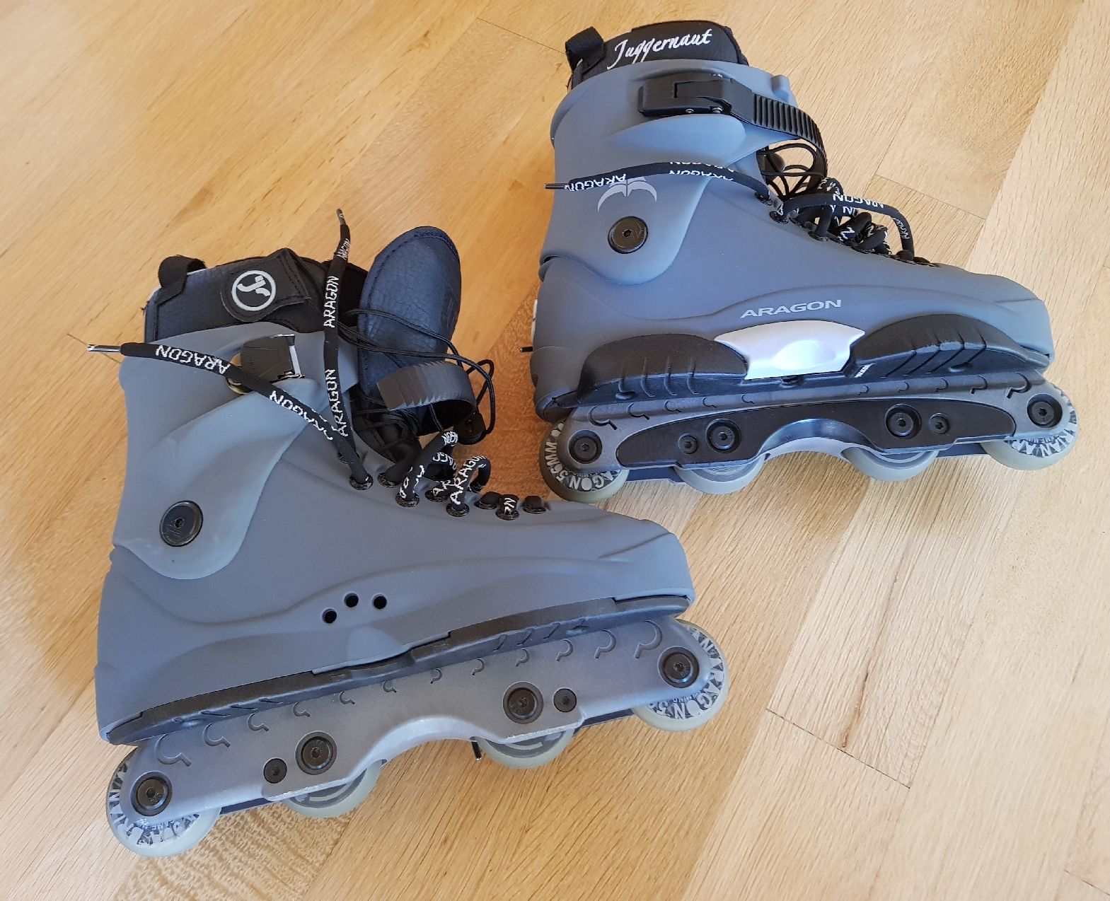 Patins à roul. & inline: Aggresive Skates BRIAN ARAGON – D'occasion à Erlenbach ZH par wem_6f9c 1