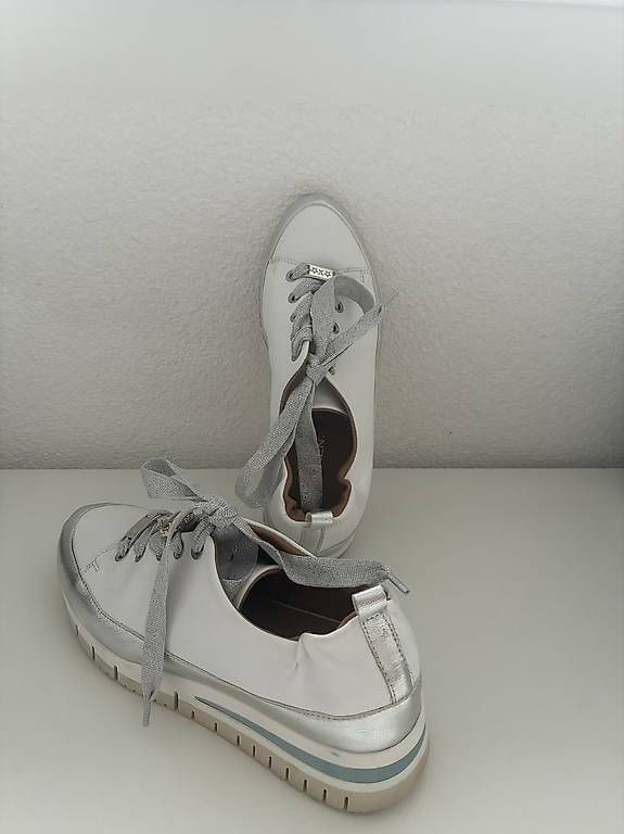 Scarpe da donna: Baskets basses **Studio Firenze** – Usato da Riaz venduto da ani_d8fx 4