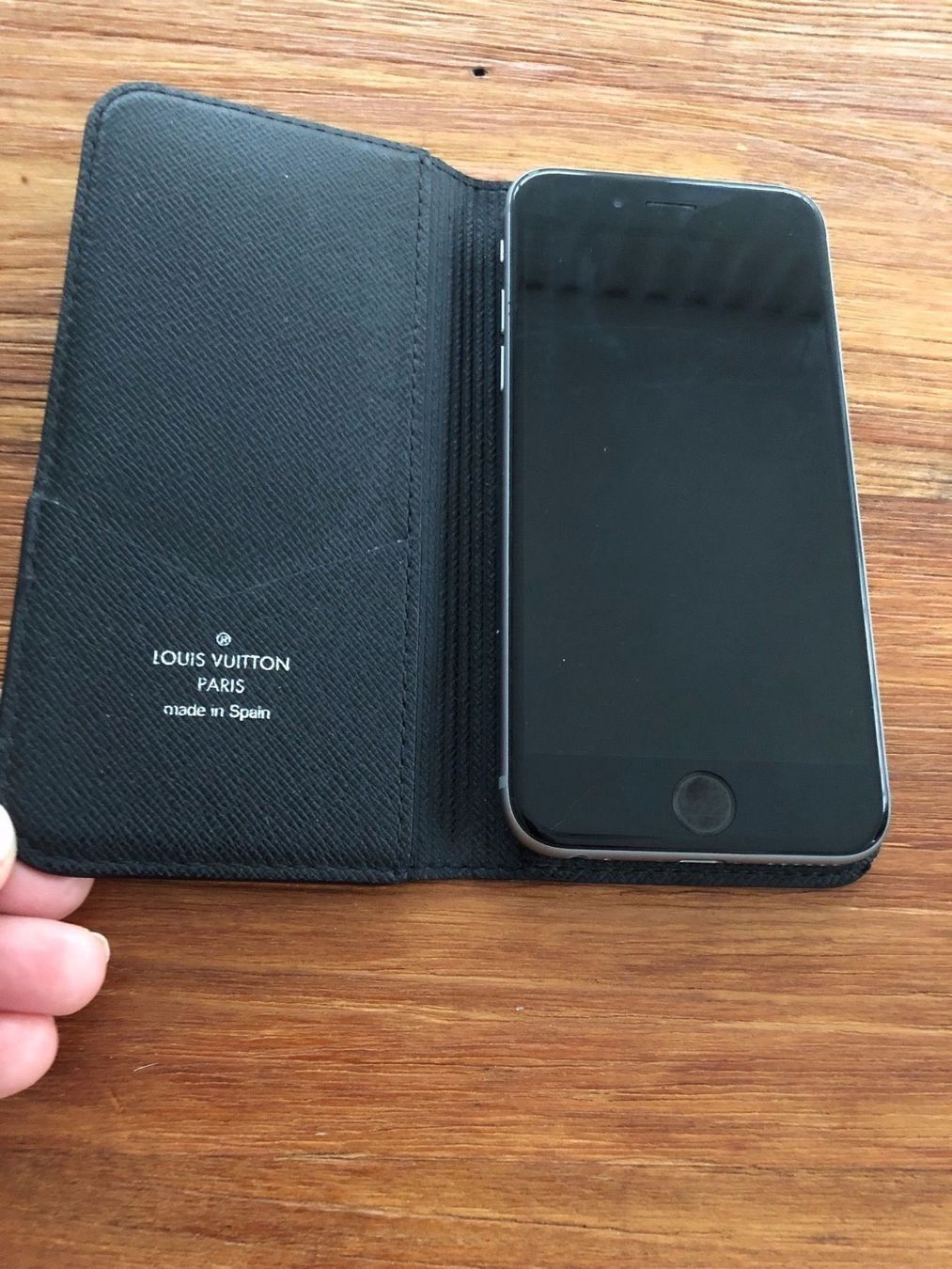 Apple Handys / Smartphones: Louis Vuitton Cover-+ iPhone 6S - 64GB – Gebraucht aus Buchs-ZH von rivella55