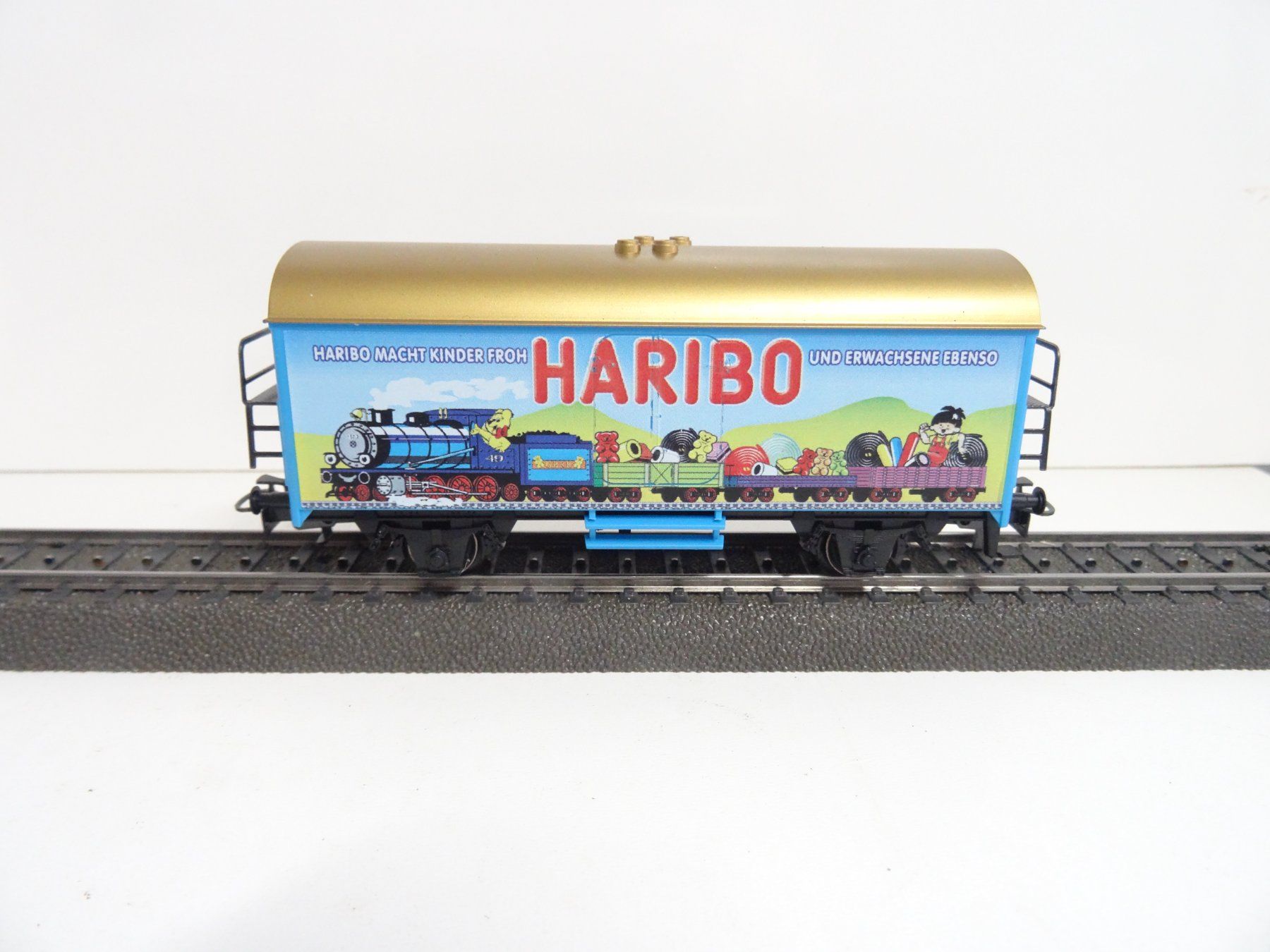 Märklin Modelleisenbahnen: Märklin H0 4415-10  Kühlwagen Haribo – Neu (gemäss Beschreibung) aus Hochdorf von Teger02 1