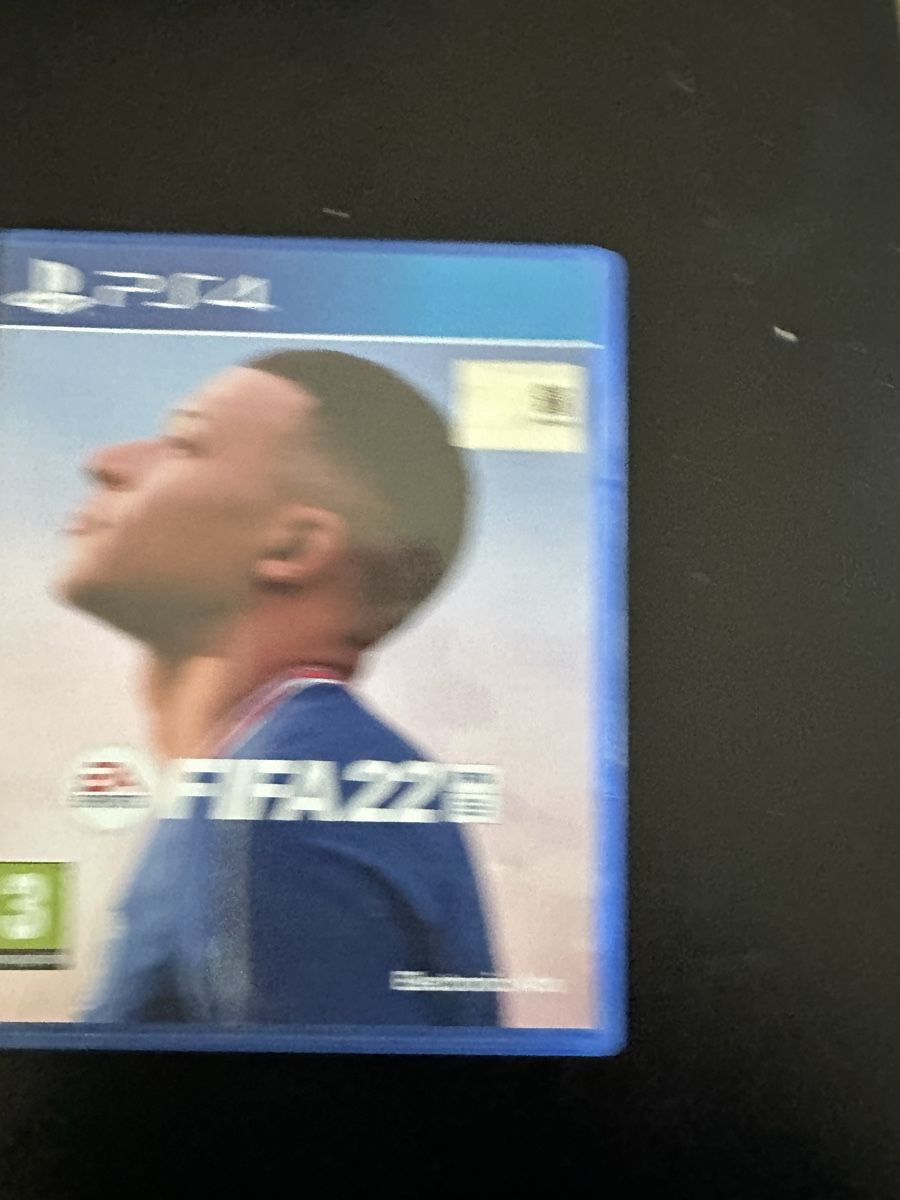 Giochi: FIFA 22 PS4 Spiel wie neu – Usato da Bern venduto da LOGAN7