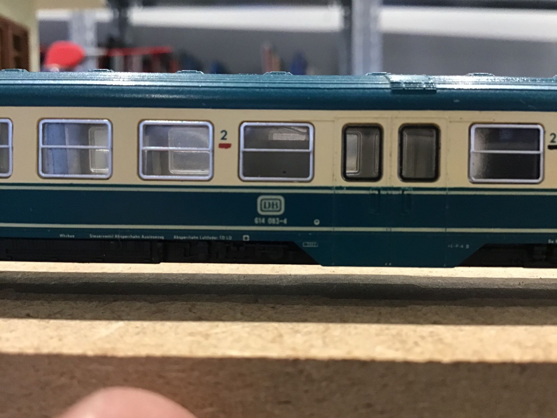 Fleischmann Modellini di ferrovie: FLEISCHMANN N Dieseltriebwagen Zug DB 614 – Usato da Männedorf venduto da Spezial-Modelle 2