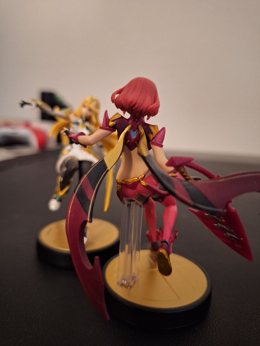 Nintendo Statuette: Amiibo Pyra & Mythra Xenoblade Chronicles 2 Figures – Nuovo (secondo la descrizione) da Biel/Bienne venduto da Seyran 4
