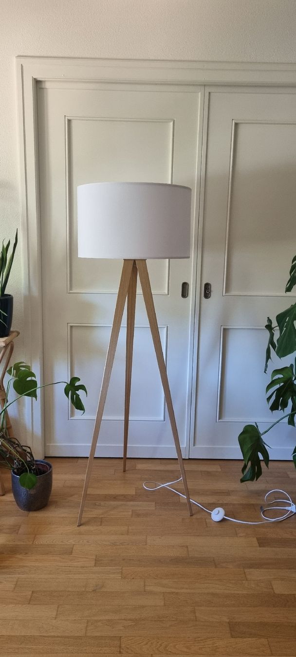 Lampen: Tripodlampe Zuiver E27 – Neu (gemäss Beschreibung) aus Zürich von ramo_stefi