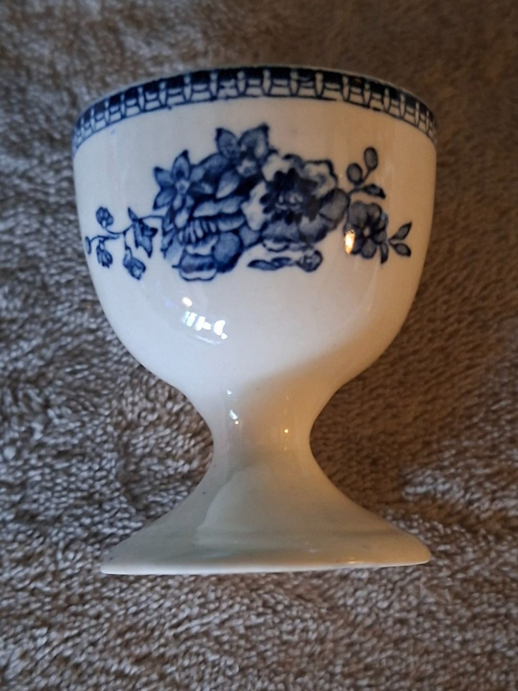 Royal Worcester Altre Stoviglie: 1 Eierbecher Johnson Bros England, Old Britain Castles, blau – Nuovo (secondo la descrizione) da Otelfingen venduto da silver-moon 1