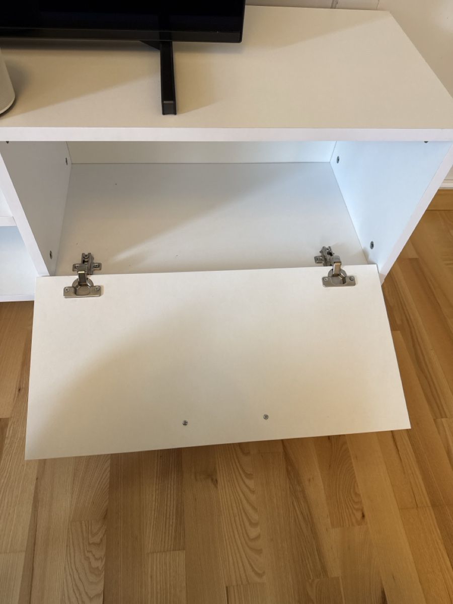 TV Möbel: Fernsehtisch x lowboard / sideboard weiss – Gebraucht aus Zürich von Doriga 2