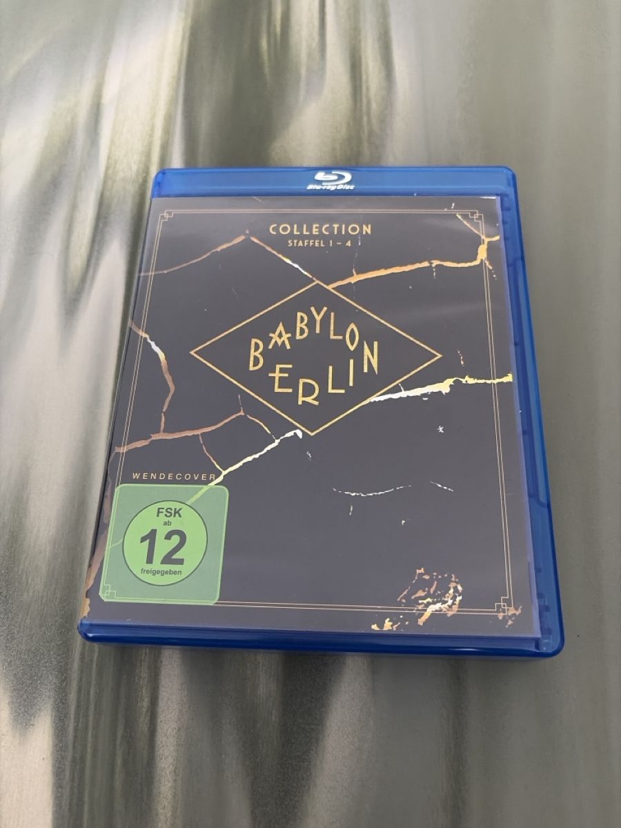 Tutti i DVDs: Babylon Berlin Bluray Staffeln 1-4 – Nuovo (secondo la descrizione) da Winterthur venduto da jin_nq2j