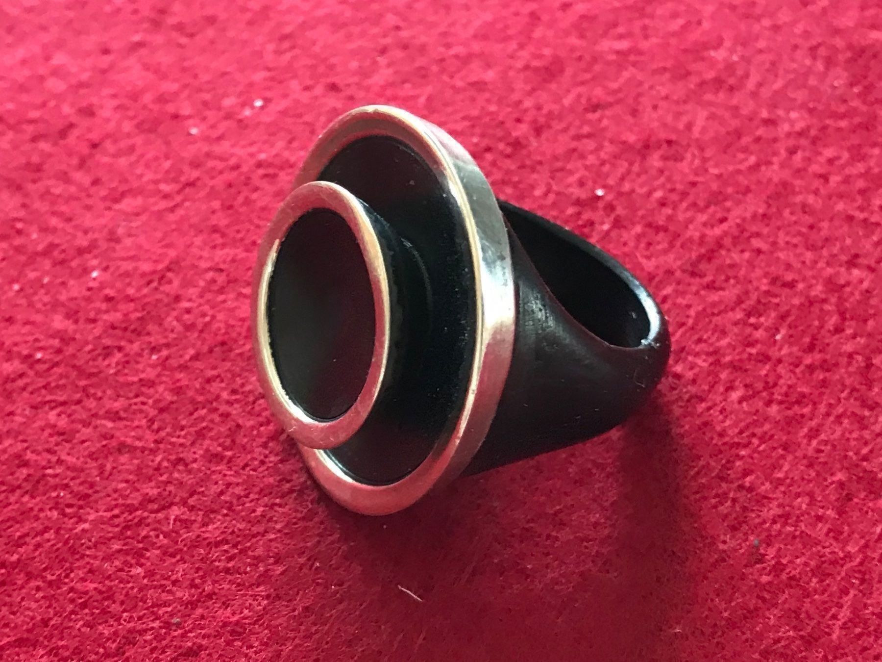 Ringe: Schöner Ring – Gebraucht aus Einsiedeln von Brocki59