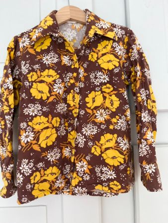 TRUE VINTAGE: 70s Kinder-Bluse dj  Gr. 126 (eher 5-6!)