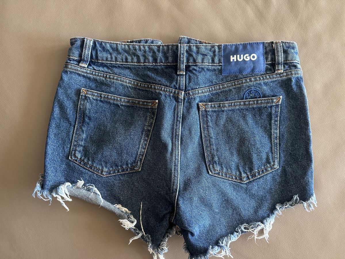 Jeans: Jeans Shorts Damen  – Gebraucht aus Zürich von Duki88 1