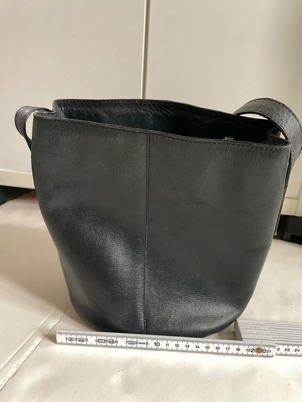 Max Mara Taschen für Damen: Max Mara Handtasche - grau blau schwarz – Gebraucht aus Volketswil von n_r_5gdf 3