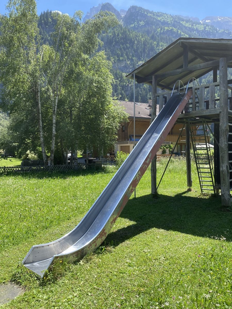 Scivoli: Rutschbahn 3.4m hoch  – Usato da Frutigen venduto da Dandsche
