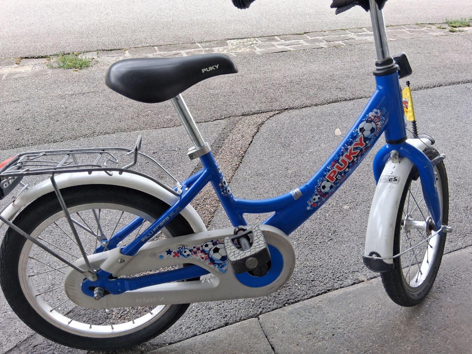Puky Kinderfahrrad, 16 Zoll, blau-weiss, Top Zustand! (Gebraucht) in  Schachen LU fr CHF 40  nur Abholung auf Ricardo kaufen