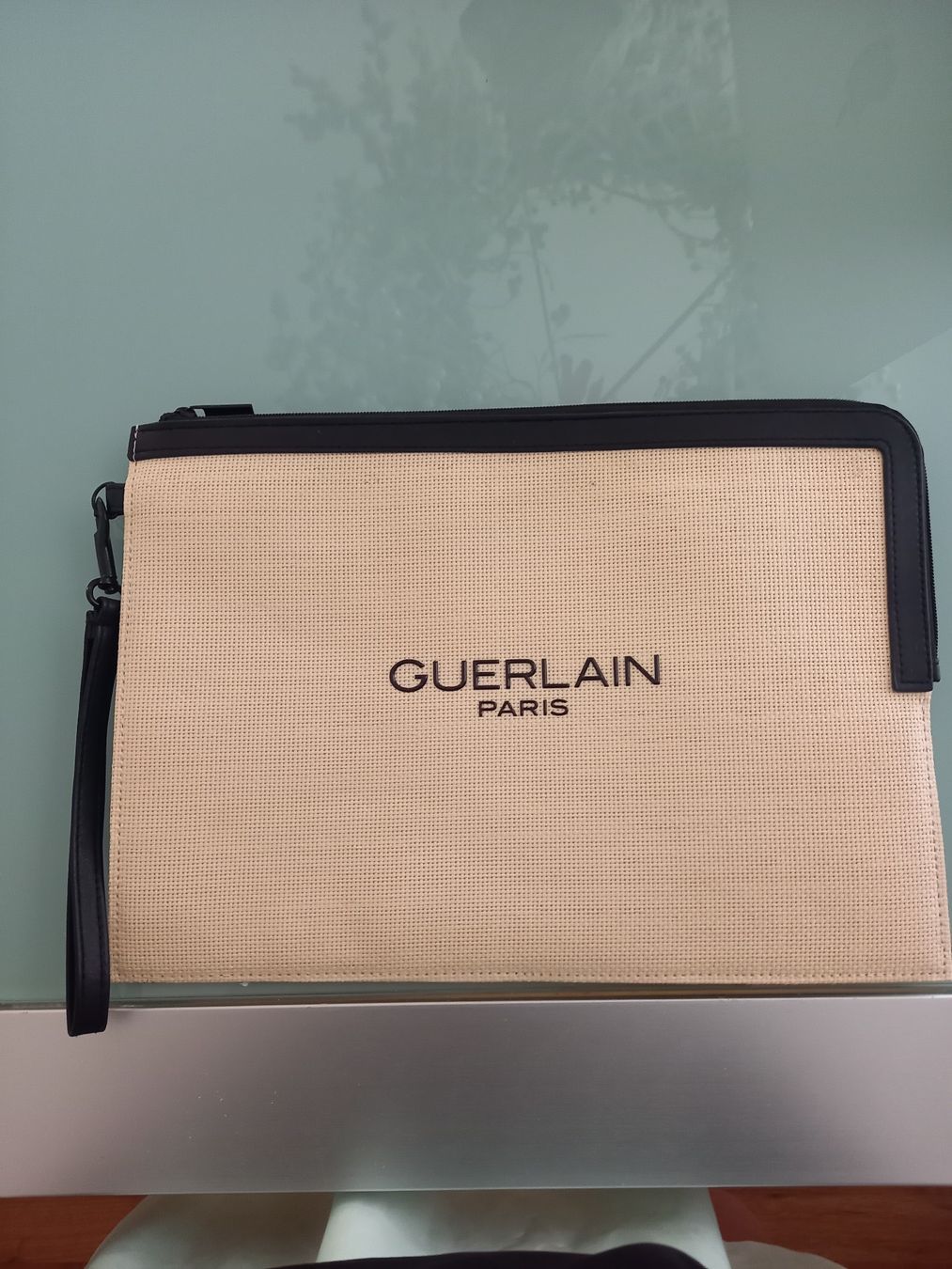 Guerlain Borse da donna: Guerlain Original Abendtasche vielseitigVerwendbar unbenutzt – Nuovo e nell'imballaggio originale da chur venduto da sieger911 1