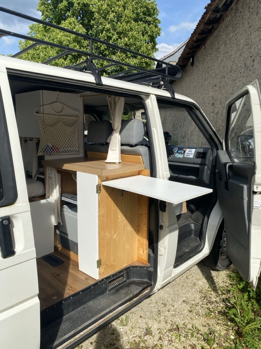 Camping Fahrzeuge: VW T4 Camper Bus – Gebraucht aus Zufikon von ogg_r2jt 5