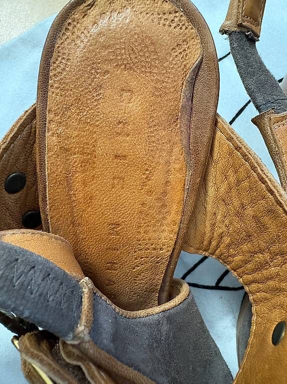 Chie Mihara Scarpe da donna: Peep-Toes von Chie Mihara Gr. 36.5 – Usato da Willisau venduto da ani_gtk8 2