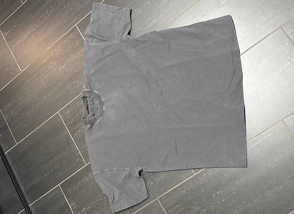 T-shirt: T-Shirt Cole Buxton Grösse M – Usato da Gattikon venduto da dyanchenko
