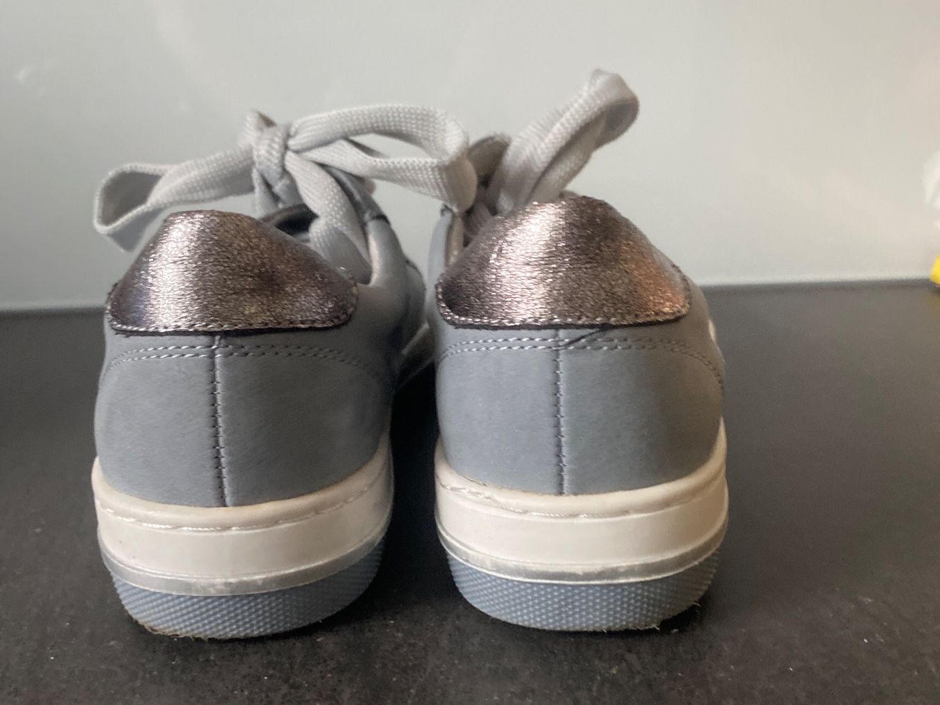 Damenschuhe: GOSOFT Schuhe/Halbschuhe GR.36 LEDER hellblau/grau/silber – Gebraucht aus Frauenfeld von Boldi46 2