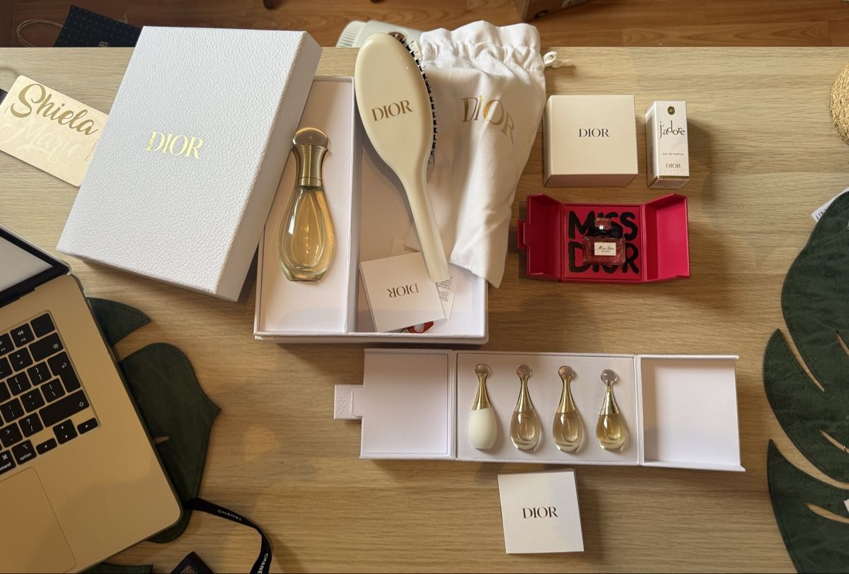 Dior Parfum & Eau de Toilette: Dior Exclusive Gift Sets – Neu und originalverpackt aus Luzern von sas_r89l