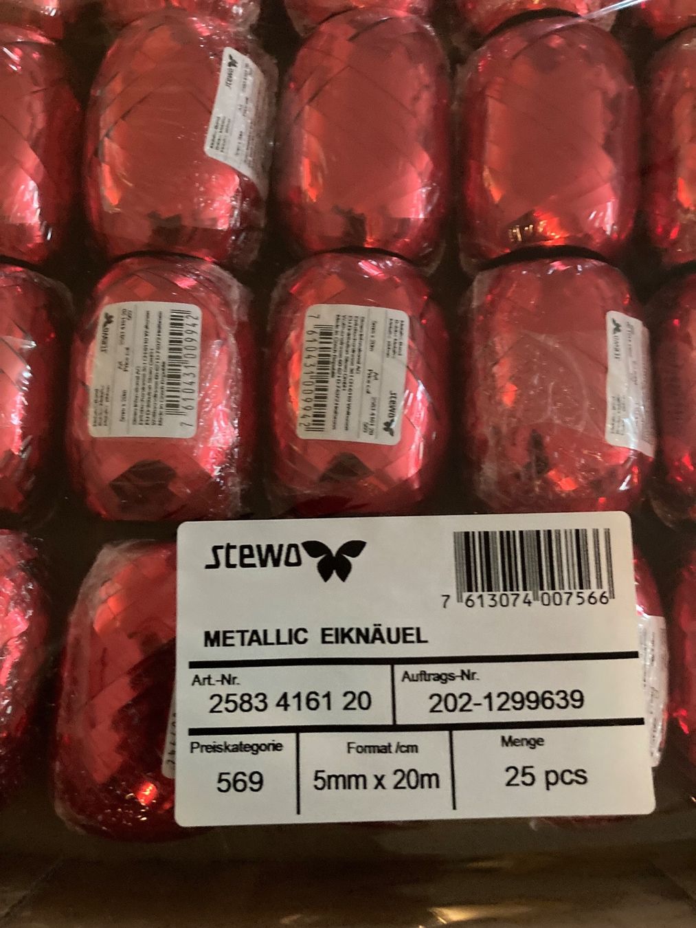 Nastri decorativi: Geschenkbänder 25 Stk. Rot – Nuovo (secondo la descrizione) da Emmenbrücke venduto da JJ_89 1