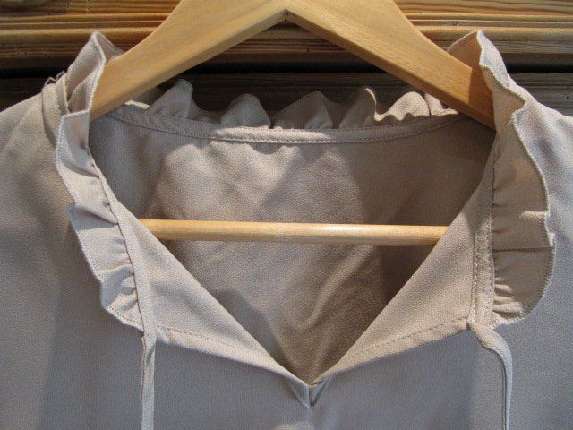 Camicette: Schlupfbluse Gr. 36, beige – Usato da Wenslingen venduto da kasjupeia 1