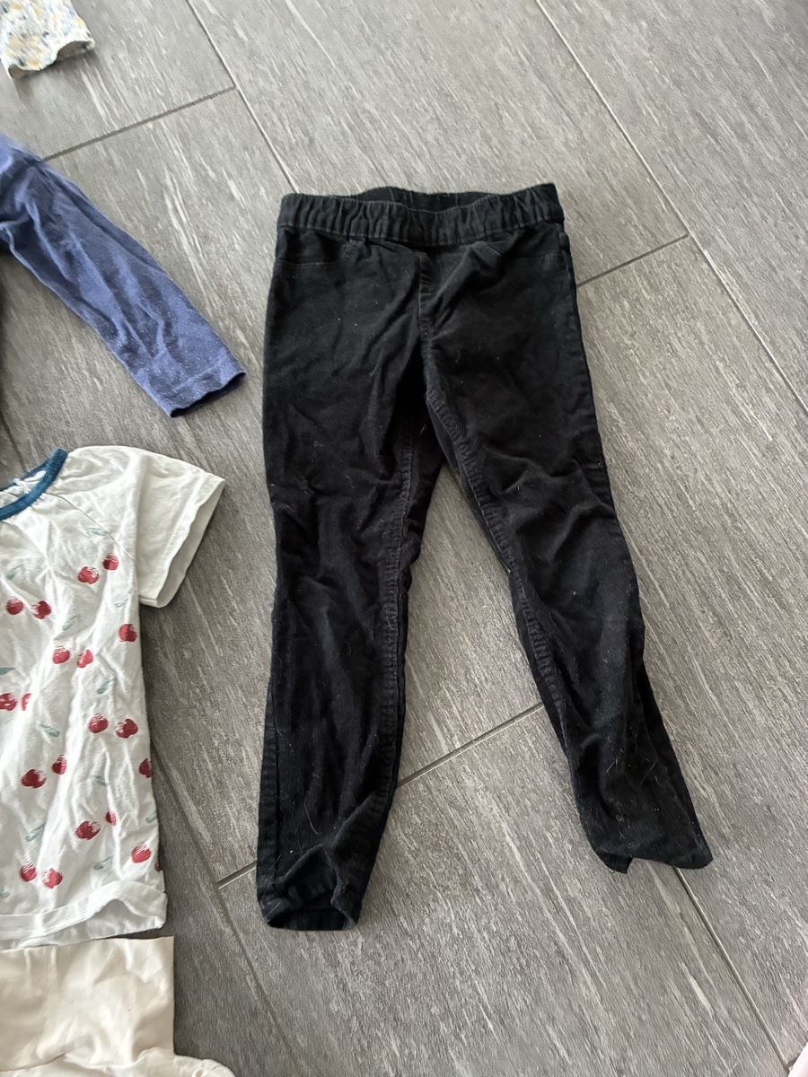 Lotti & Set di vestiti: Mädchen Kleiderpaket, 13-teilig, Grösse 104 – Usato da Muhen venduto da Sally203 5