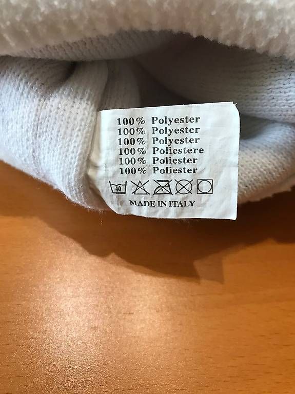 Crédit Suisse Copricapi, berretti & cappellini: CS Mütze im SKA - Retro - Look – Usato da Fehraltorf venduto da luckysascha123 3