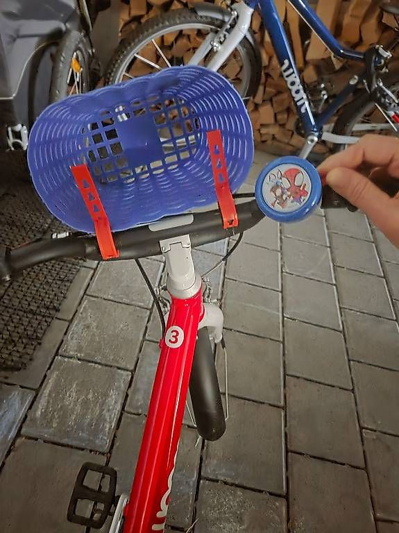 Biciclette: woom 3 rot mit Zubehör  – Usato da Rieden SG venduto da Yogu 4
