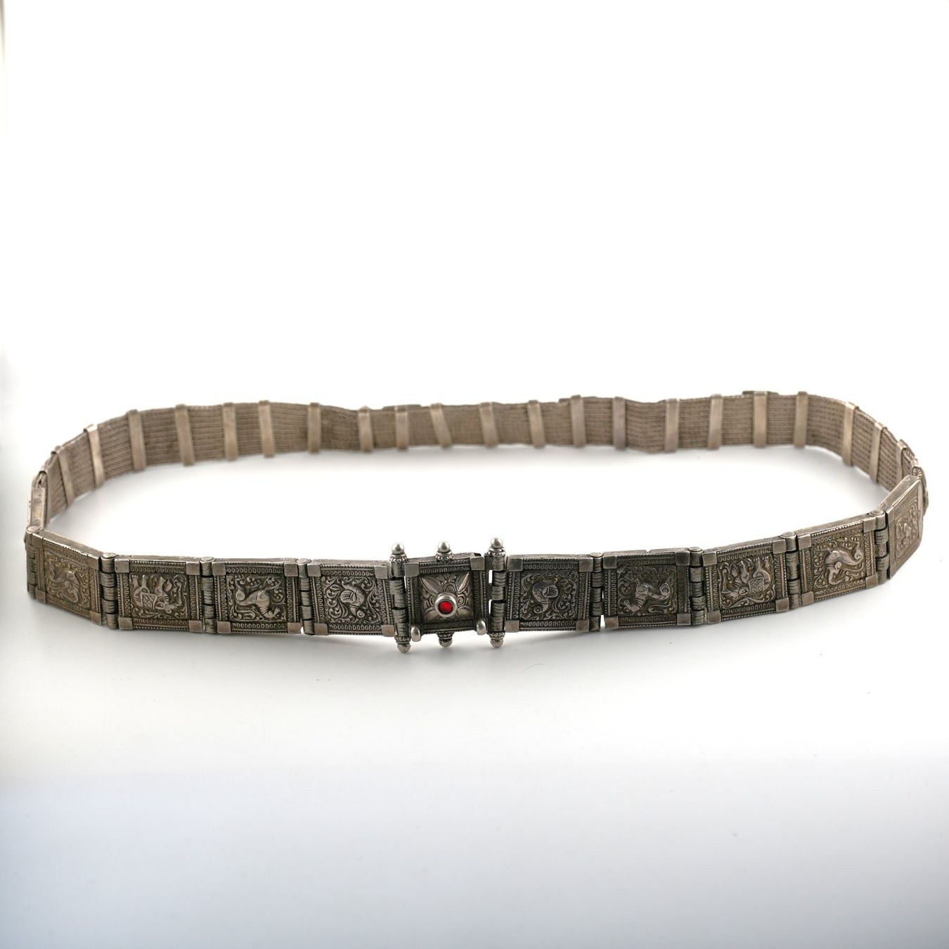 Ceintures: Alte Silbergürtel – D'occasion à Basel par Edelmetallhaus24