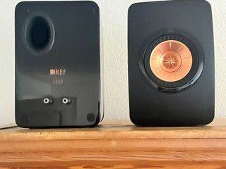 Kef Casse acustiche: KEF LS50 Classic Schwarz Regallautsprecher – Nuovo (secondo la descrizione) da Embrach venduto da Frasm 2