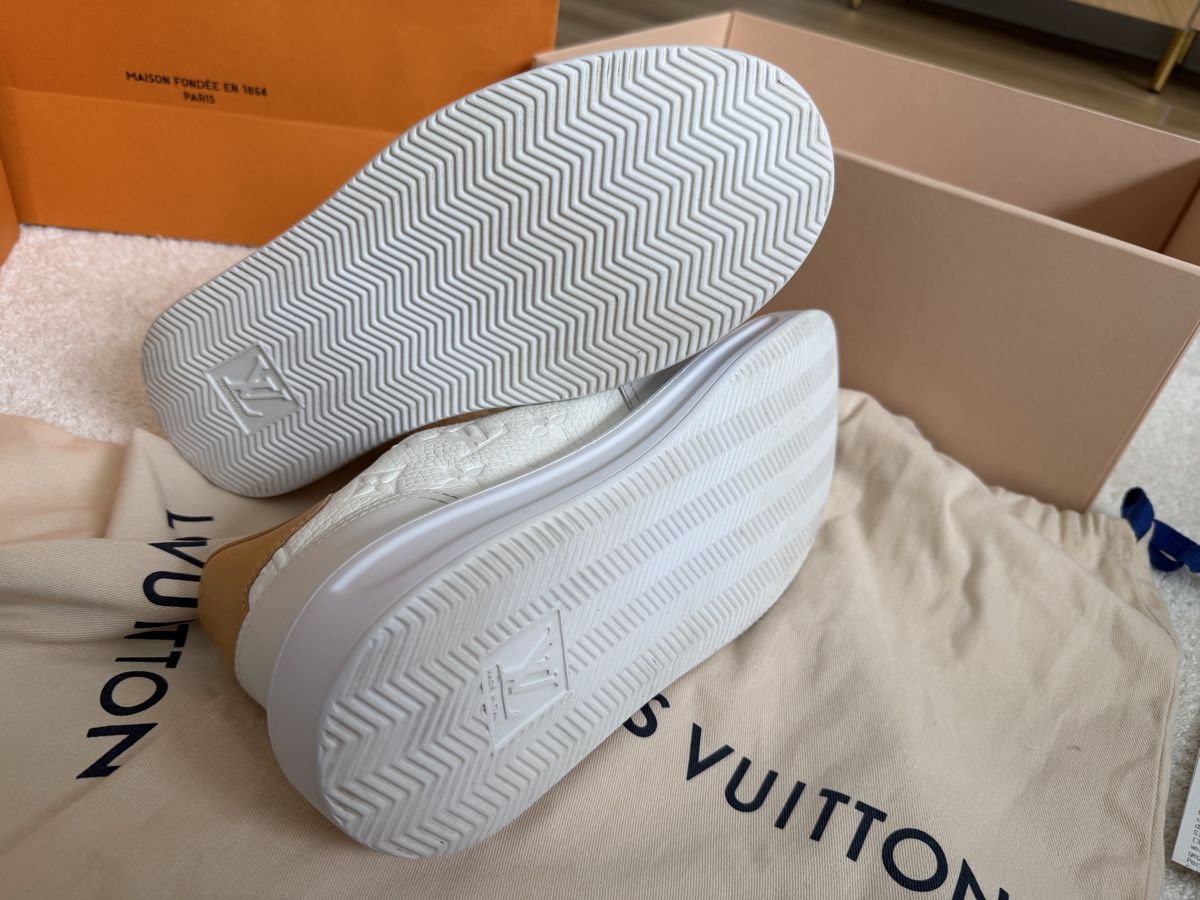 Louis Vuitton Herrenschuhe: Louis Vuitton Beverly Hills Sneaker White Size 6 – Gebraucht aus Ermenswil von takethisitem 3