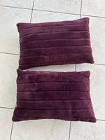 2 Tchibo Kissen, ca. 60 x 35 cm