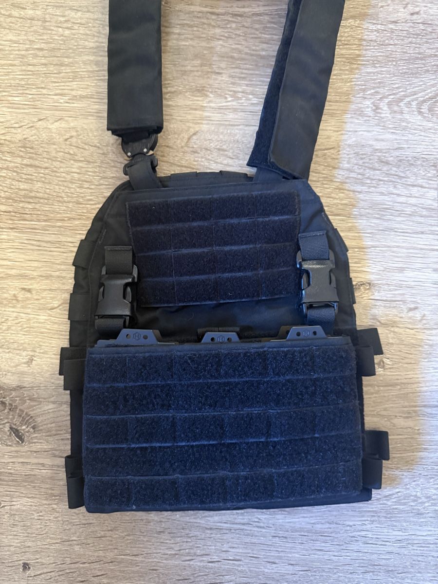 Uniformen: Gilet porte plaque complet Hexatac – Gebraucht aus Onex von movco 1
