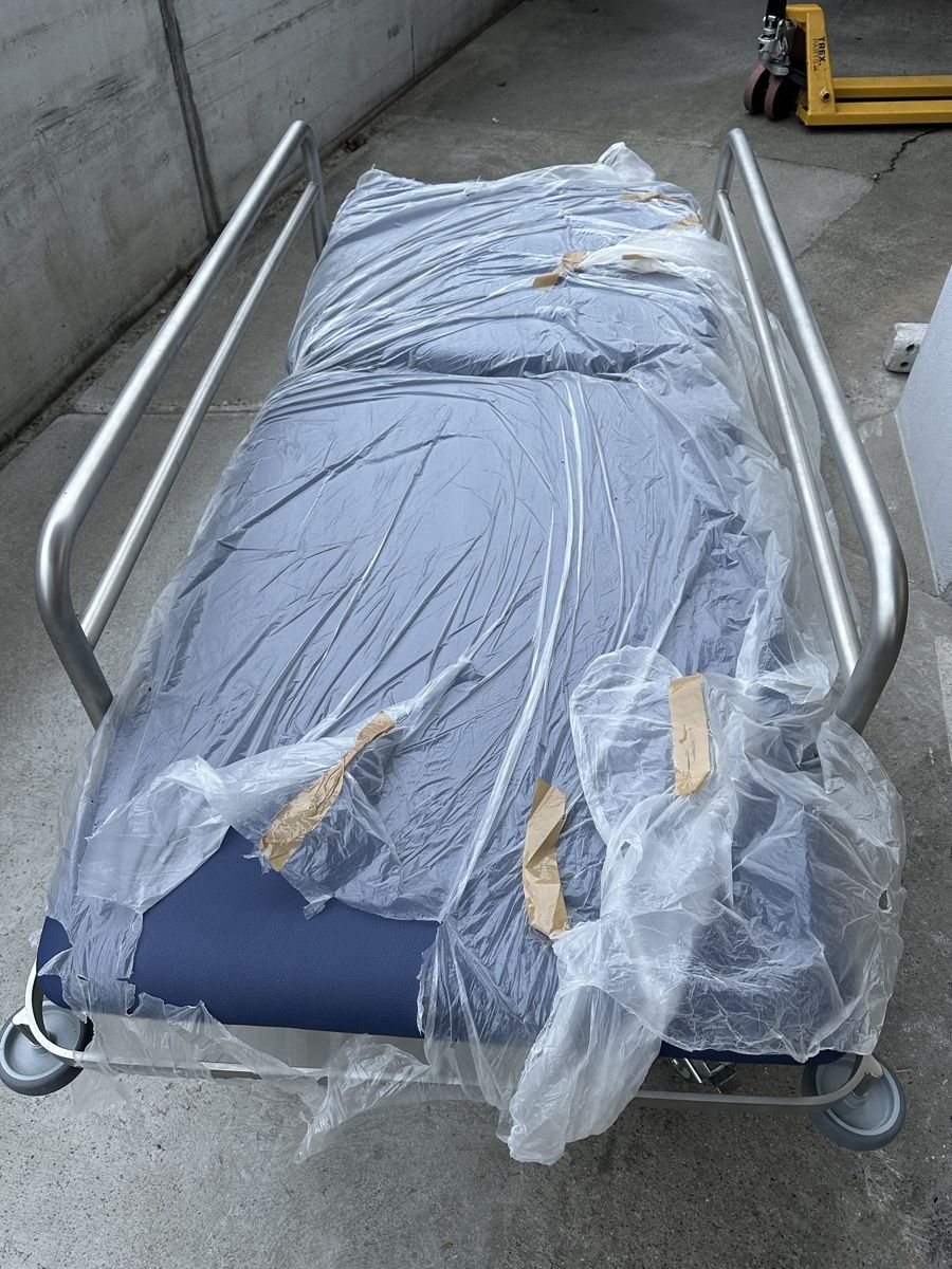 Letti: Pflege Aufwachliege BL005-0 – Nuovo e nell'imballaggio originale da Bützberg venduto da Chisco 1