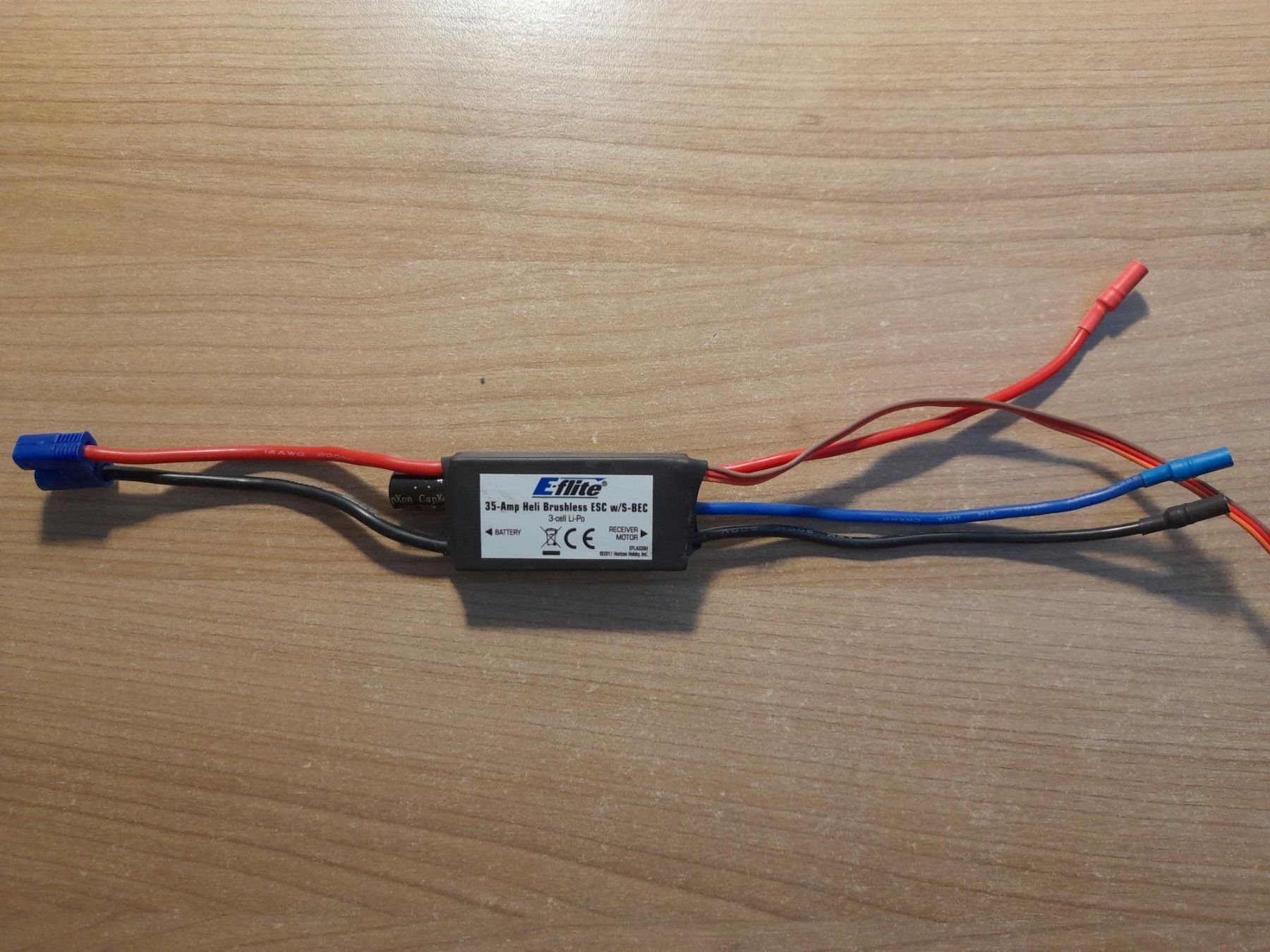 E-Flite Motori: E-Flite ESC Brushless Regler 35A EFLA335H – Usato da Reigoldswil venduto da Hondac