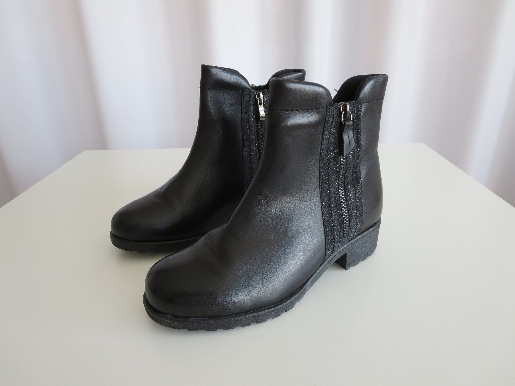Damenschuhe: Stiefeletten CAPRICE , Grösse 39 , fabrikneu – Neu und originalverpackt aus Zürich von Lacoste06