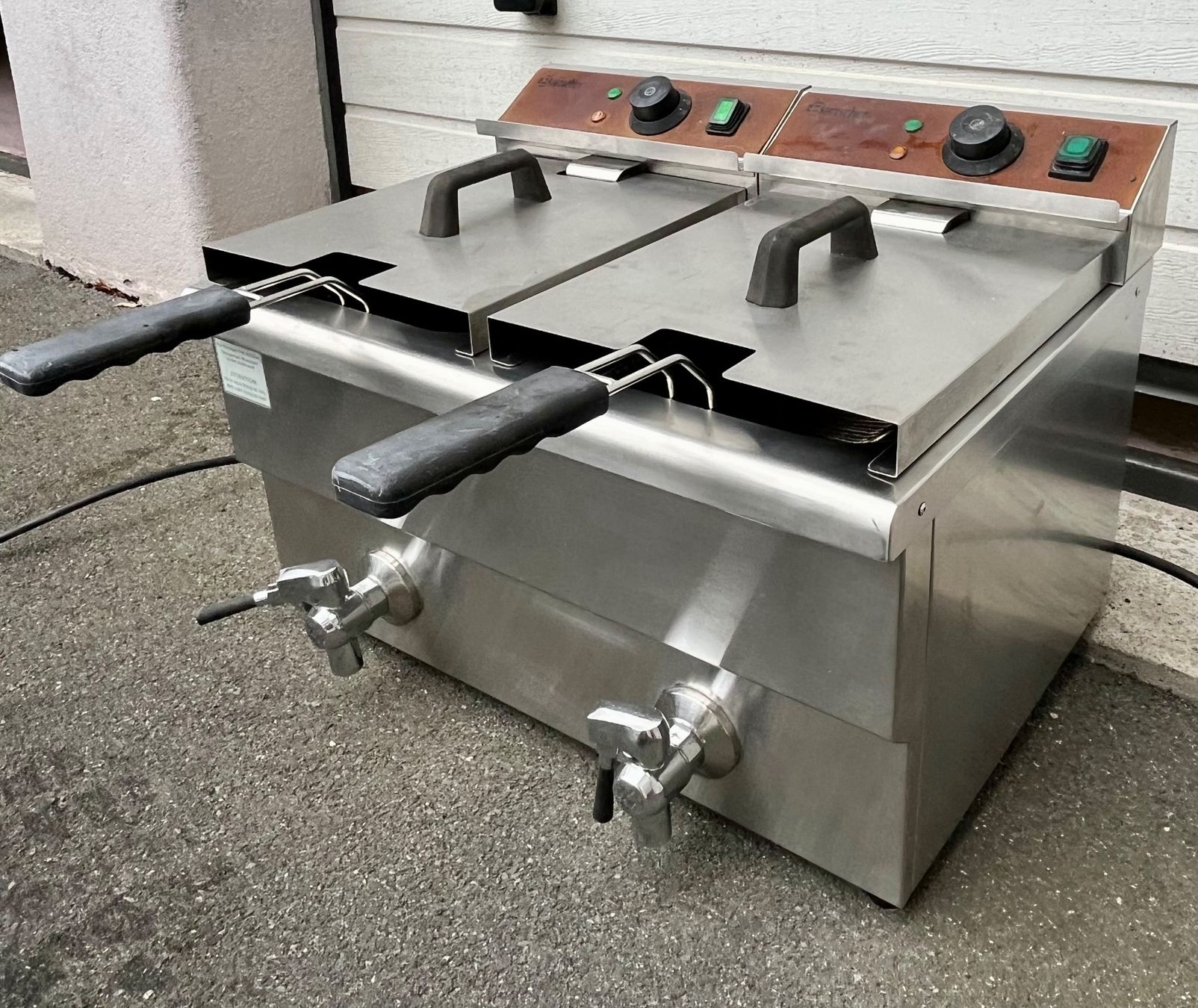 Bartscher Elettrodomestici da cucina: Gastro Friteuse – Usato da Interlaken venduto da Master-Adi76 2