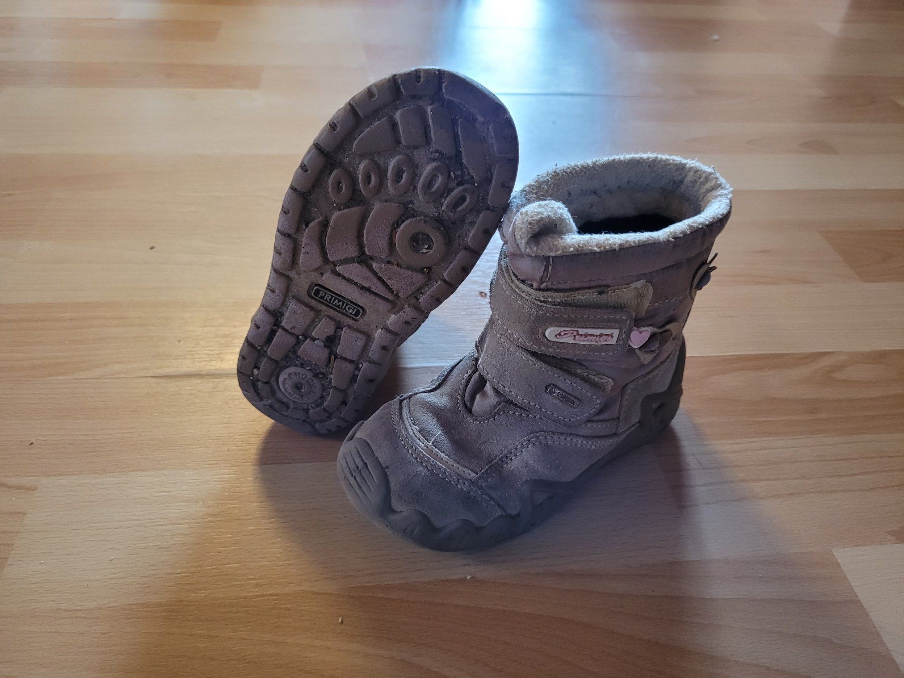 Scarpe per ragazze: Winterschuhe Primigi Grösse 26 – Usato da Lupsingen venduto da sta_wgg5