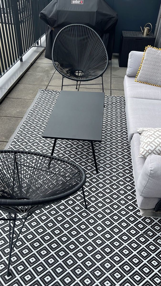 Maisons du monde Tappeti: Trendiger Outdoor Tisch, Schwarz! – Usato da Staufen venduto da Stephan_88 1