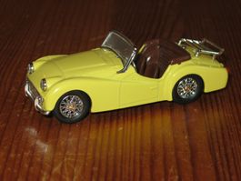 Triumph TR3 1:43 Vitese fabrique en Portugal unbespielt