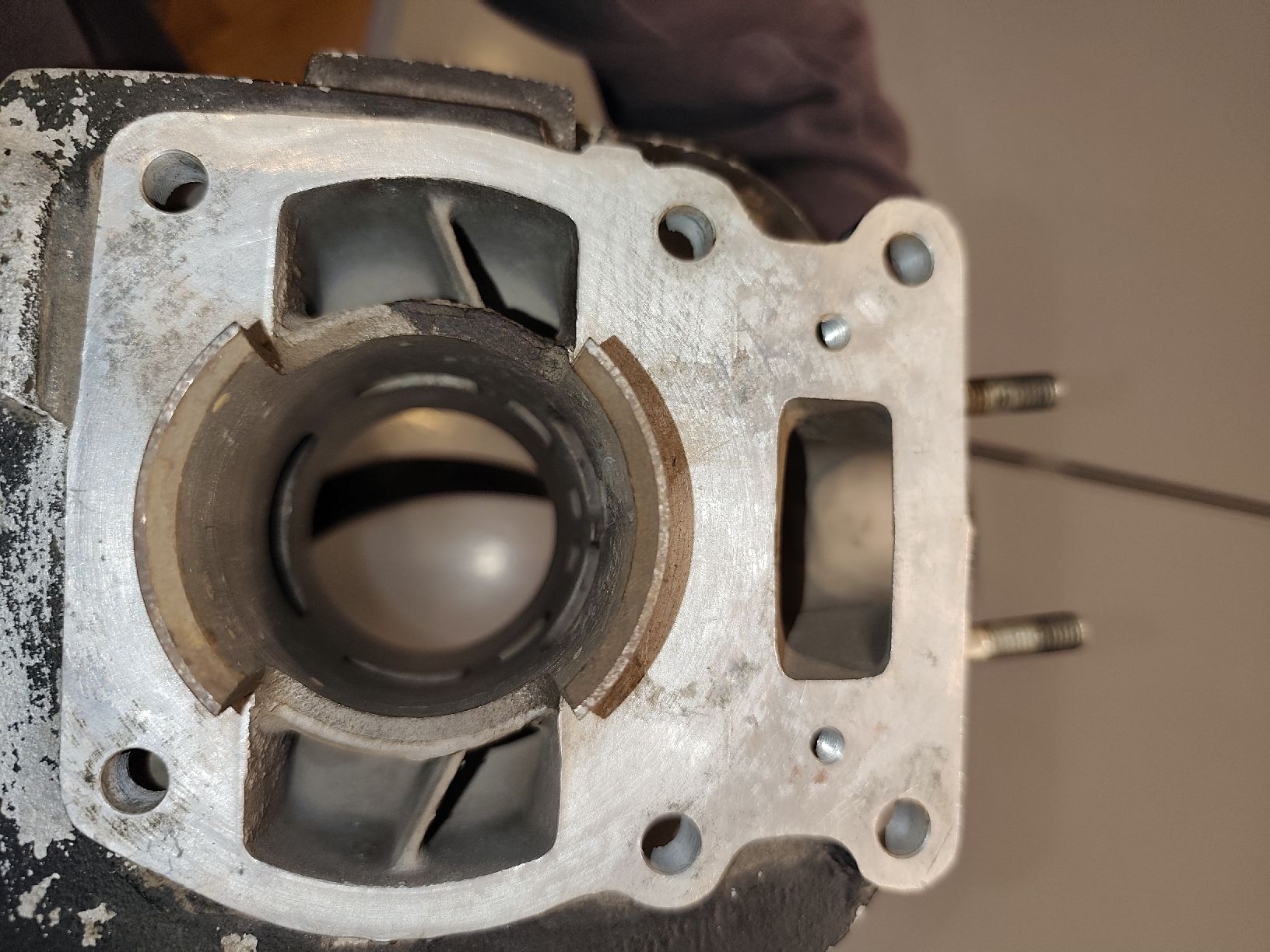 Suzuki Alle Motorradersatzteile: suzuki ts 125 1977 cylinder kit – Gebraucht aus Chevenez von oldyparadise 7