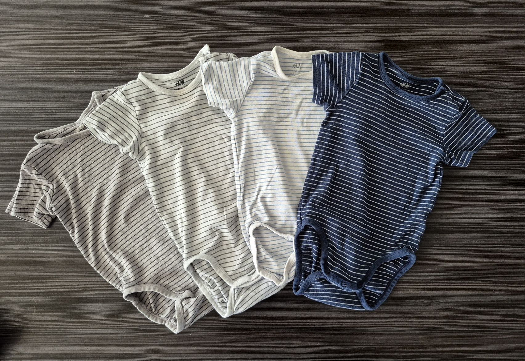 H&M Lotti & Set di vestiti: Bodys Grösse 86/92 von H&M – Usato da Münsingen venduto da Why88