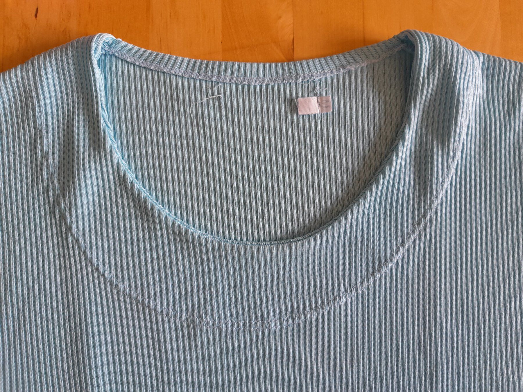 T-Shirts: T-shirt M – Gebraucht aus Charmey (Gruyère) von Laulau.sansan 1