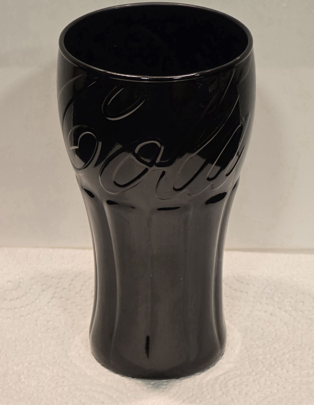 Coca-Cola Bicchieri: Coca Cola / Glas Schwarz – Nuovo (secondo la descrizione) da Burgistein venduto da maia13