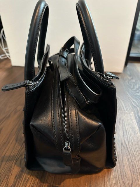 Dsquared2 Borse da donna: Dsquared2 Neuwertige Lederhandtasche schwarz – Usato da Kriens venduto da spafra76 2