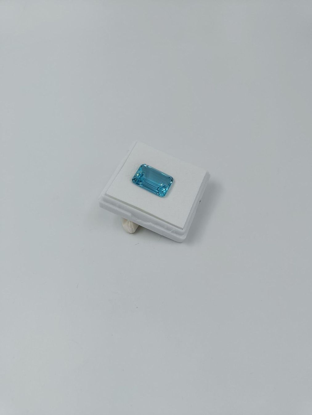 Pierres précieuses: 1 AQUAMARIN 37.93 CT. – D'occasion à Luzern par EdiGem 2