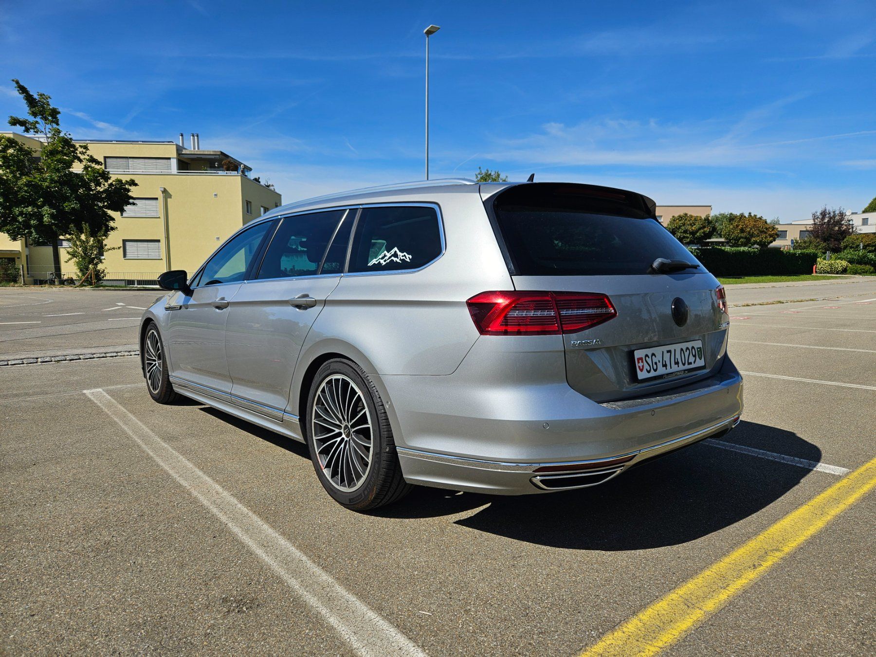 VW Autos: Vw Passat Variant 2.0 TDI BMT – D'occasion à Muolen par ber_mc7p 3