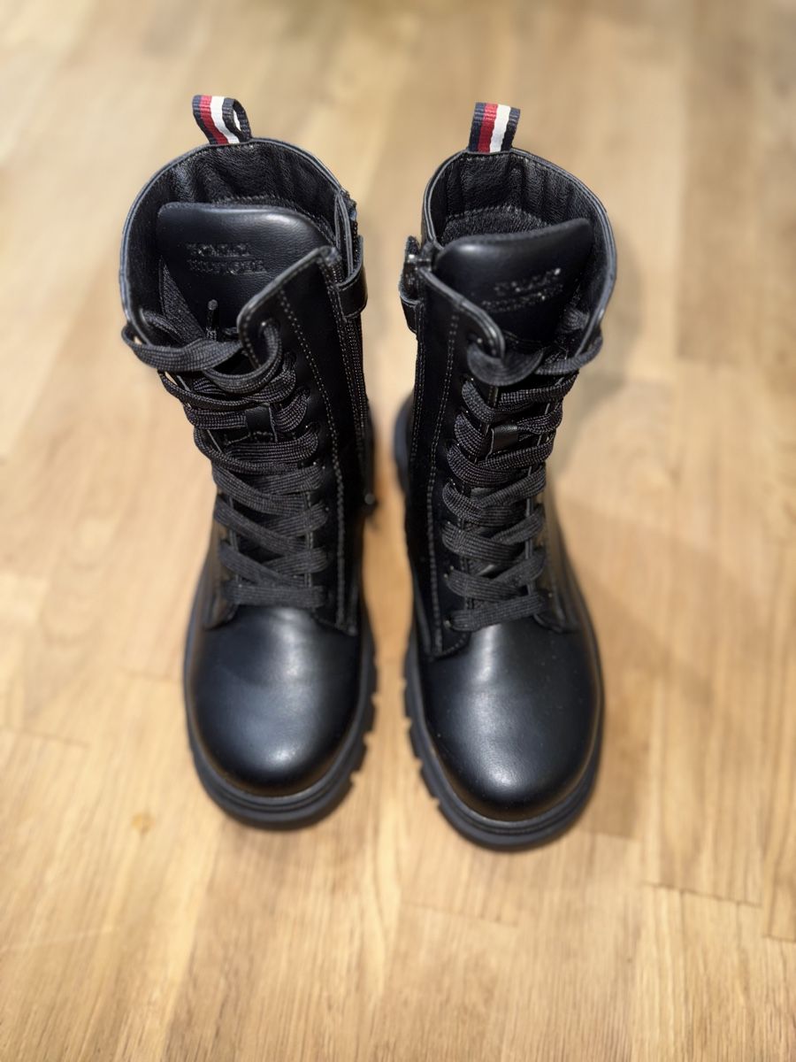 Tommy Hilfiger Scarpe per ragazze: Tommy Hilfiger Boots Gr. 32 – Nuovo (secondo la descrizione) da Herzogenbuchsee venduto da Meeret