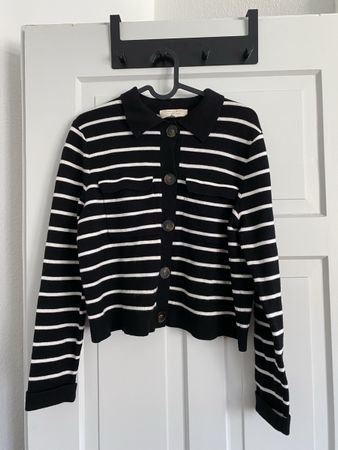 Sezane Strickjacke Betty schwarz weiss Merino Wolle Grösse S